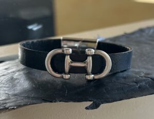 Bracelet Cuir de Carpe de Dombes "mors" - noir