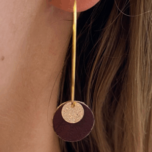 Boucles d'oreilles pendantes dorées - bordeaux Cuir de Carpe de Dombes